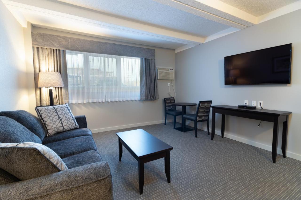 Bcm Inns Fort Mcmurray - Downtown Zewnętrze zdjęcie