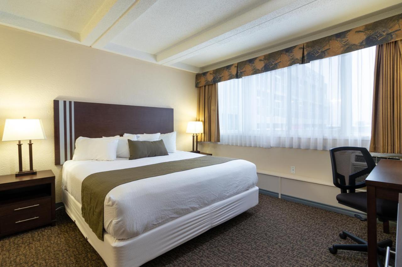 Bcm Inns Fort Mcmurray - Downtown Zewnętrze zdjęcie