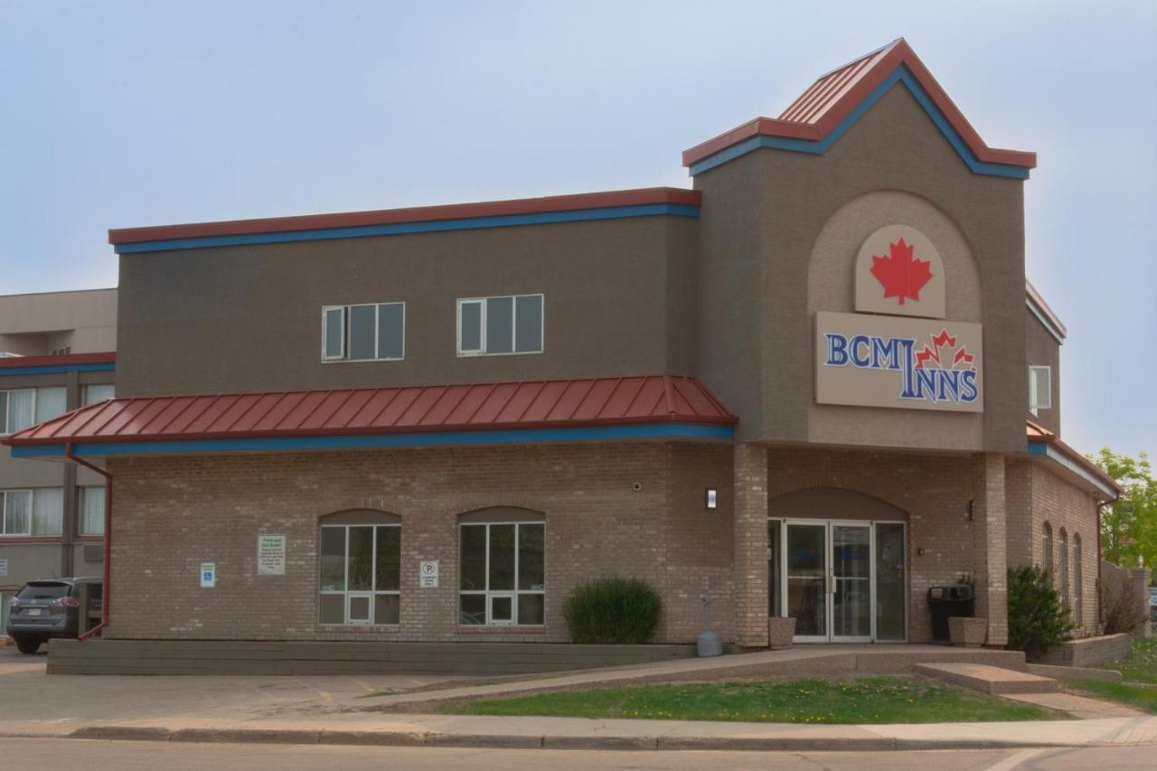 Bcm Inns Fort Mcmurray - Downtown Zewnętrze zdjęcie