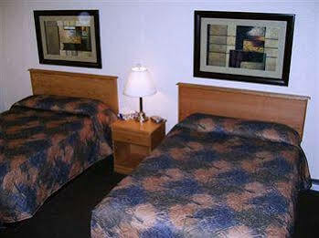 Bcm Inns Fort Mcmurray - Downtown Zewnętrze zdjęcie