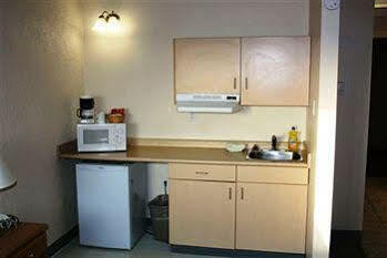 Bcm Inns Fort Mcmurray - Downtown Zewnętrze zdjęcie